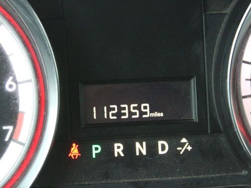Used 2014 Dodge Grand Caravan SE FWD image 10