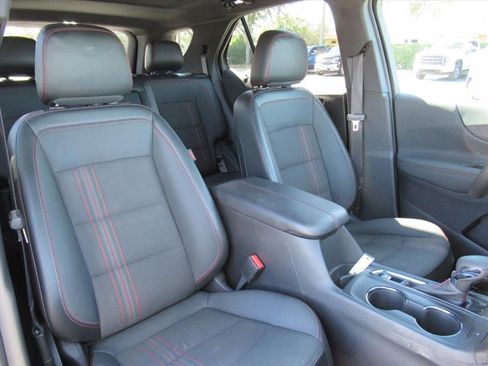 Used 2023 Chevrolet Equinox RS image 10