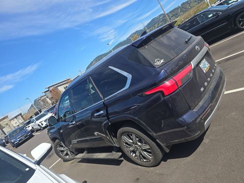 Used 2023 Toyota Sequoia Capstone image 4