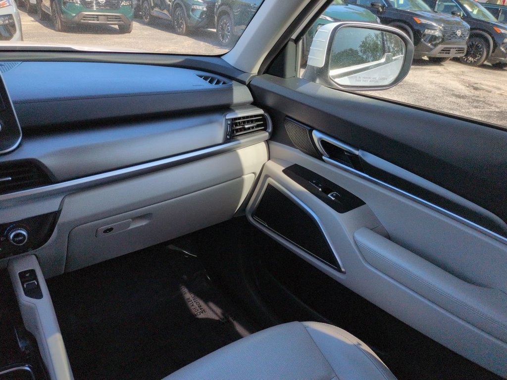 Used 2021 Kia Telluride S FWD image 16