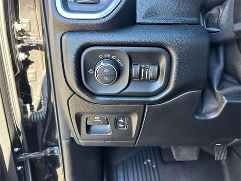 Used 2021 RAM 1500 Laramie image 18