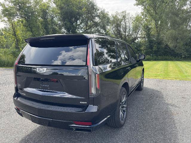 Used 2021 Cadillac Escalade Sport Platinum AWD/4WD image 5