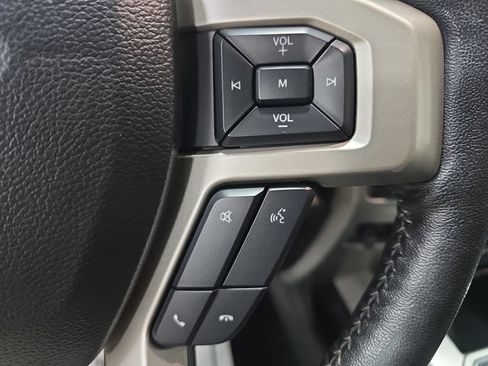 Used 2018 Ford F250 Lariat w/ Lariat Ultimate Package AWD/4WD image 21