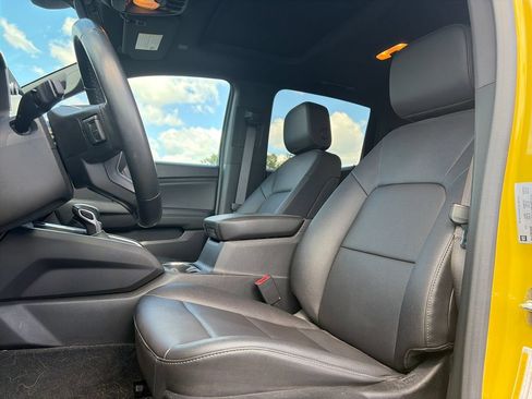 Used 2023 GMC Canyon Elevation w/ Elevation Premium Package AWD/4WD image 14