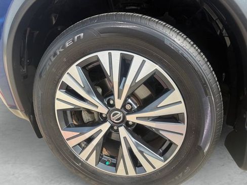 Used 2021 Nissan Rogue SV w/ Premium Package FWD image 24