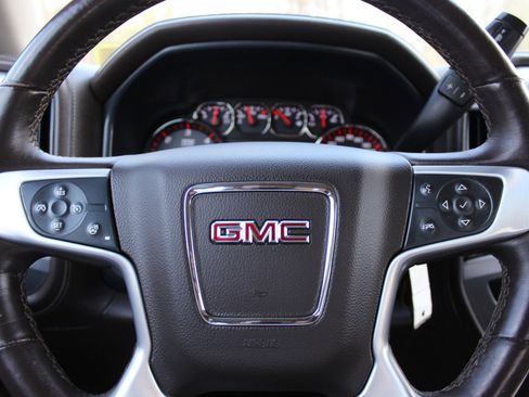 Used 2015 GMC Sierra 1500 SLT w/ SLT Preferred Package AWD/4WD image 24