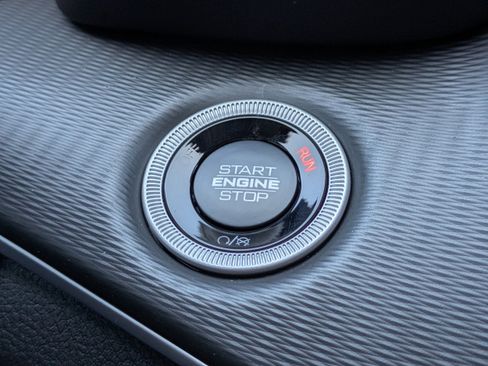 New 2025 Jeep Grand Cherokee L Altitude image 31