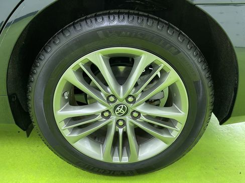 Used 2017 Toyota Camry SE image 15