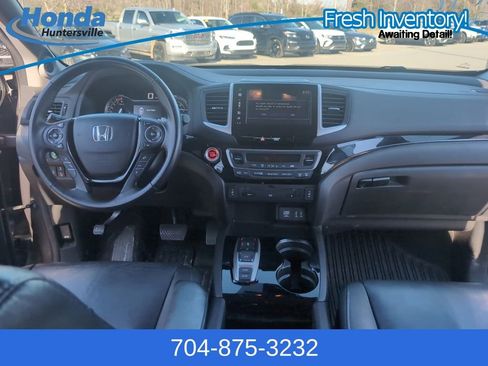 Used 2016 Honda Pilot Touring image 16