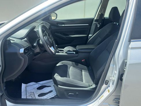 Used 2021 Nissan Altima 2.5 SV FWD image 11