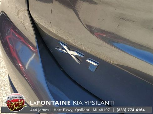 Used 2018 BMW X1 sDrive28i image 9