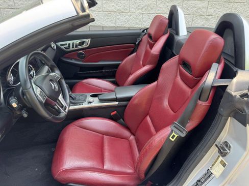 Used 2013 Mercedes-Benz SLK 250 image 8