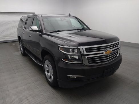Used 2017 Chevrolet Suburban Premier AWD/4WD image 13