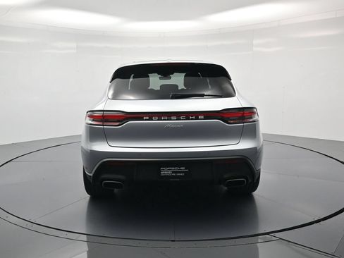Used 2026 Porsche Macan AWD/4WD image 32