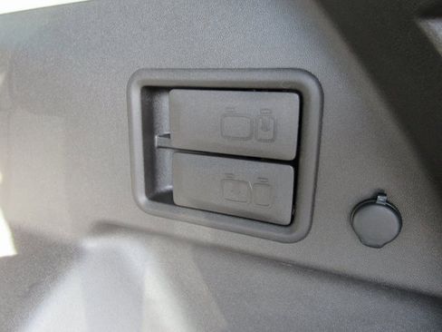 Used 2018 GMC Terrain SLT w/ Preferred Package image 25