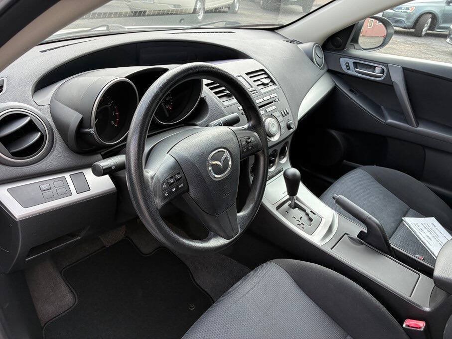 Used 2010 MAZDA MAZDA3 i Touring FWD image 19