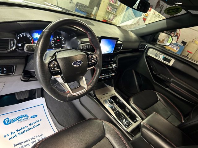 Used 2023 Ford Explorer ST-Line w/ Class IV Trailer Tow Package AWD/4WD image 15