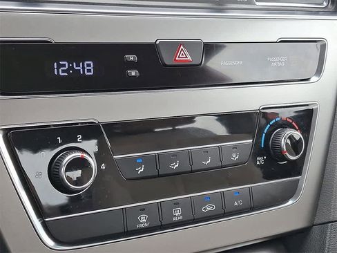 Used 2017 Hyundai Sonata SE image 14