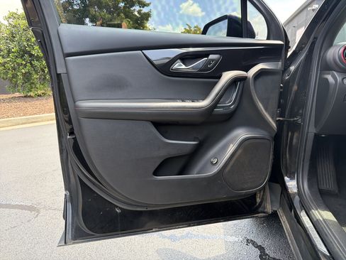 Used 2020 Chevrolet Blazer RS FWD image 22