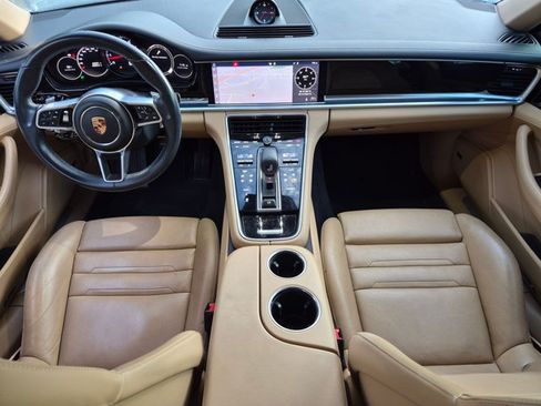 Used 2020 Porsche Panamera RWD image 15