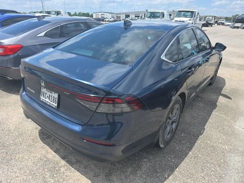 Used 2024 Honda Accord EX image 2