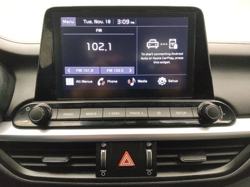 Used 2022 Kia Forte LXS w/ LXS Technology Package image 25