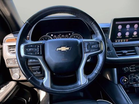 Used 2021 Chevrolet Tahoe Premier w/ Premium Package AWD/4WD image 11