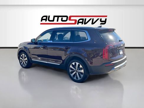 Used 2022 Kia Telluride EX w/ EX Premium Package image 5