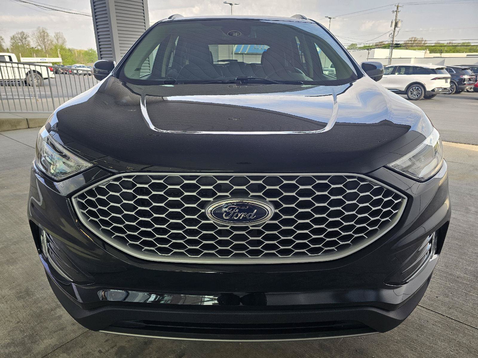 Used 2023 Ford Edge SEL w/ Convenience Package AWD/4WD image 8