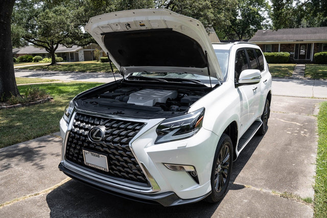 Used 2023 Lexus GX 460 Luxury w/ Sport Design Package AWD/4WD image 16
