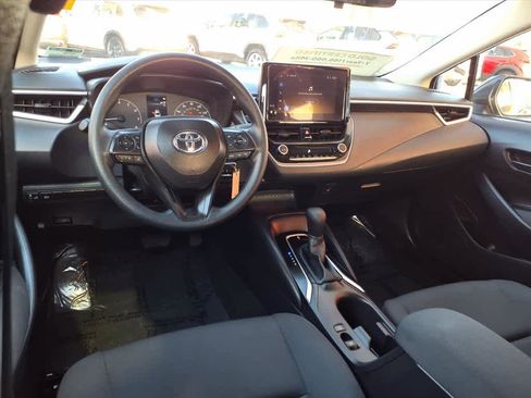 Certified 2025 Toyota Corolla LE image 8