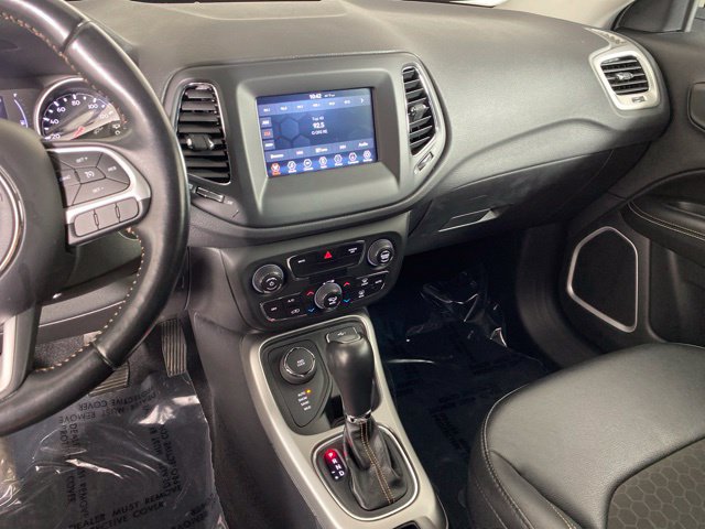 Used 2020 Jeep Compass Latitude AWD/4WD image 27