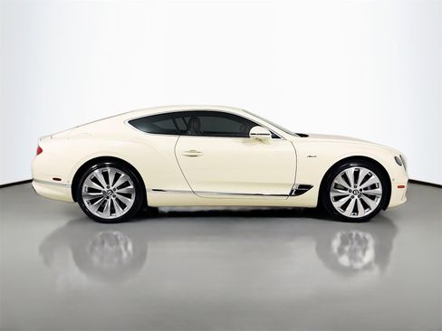 Certified 2024 Bentley Continental GT image 12