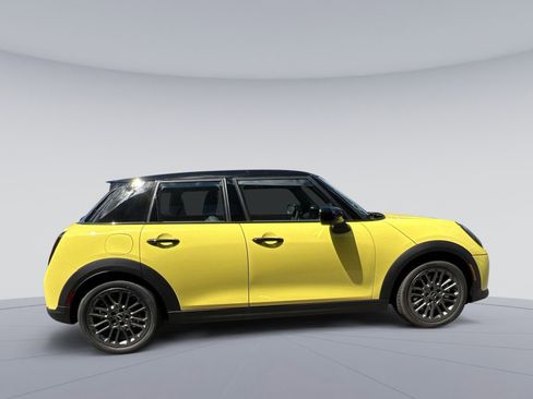 Certified 2025 MINI Cooper S image 6