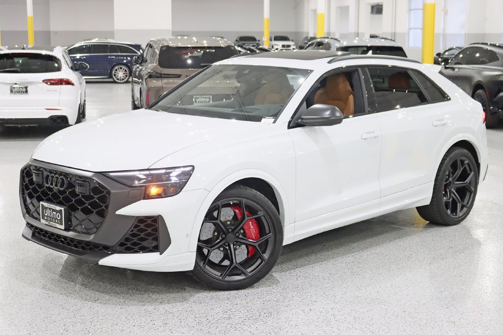 Used 2026 Audi RS Q8 performance AWD/4WD image 8
