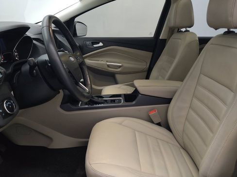 Used 2017 Ford Escape Titanium FWD image 17