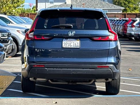 Certified 2025 Honda CR-V EX image 5