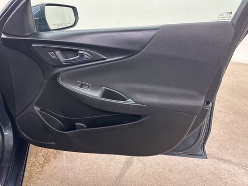 Used 2019 Chevrolet Malibu LT image 20
