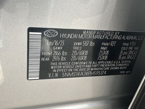 Used 2023 Hyundai Santa Fe SE image 32