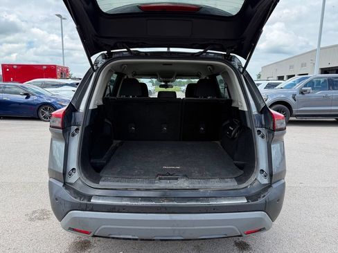 Used 2022 Nissan Rogue SV FWD image 19