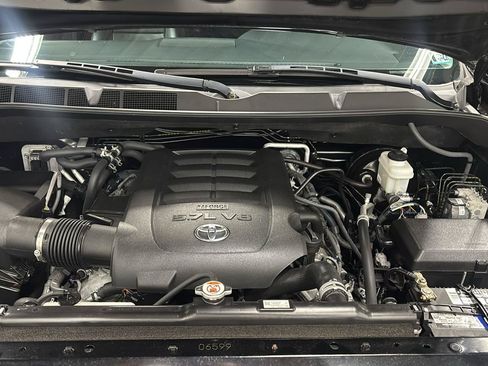 Used 2019 Toyota Sequoia TRD Sport w/ TRD Sport Premium Package AWD/4WD image 36