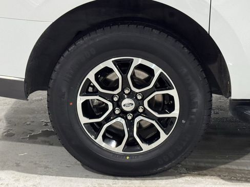 Used 2024 Ford Expedition Max XLT image 65