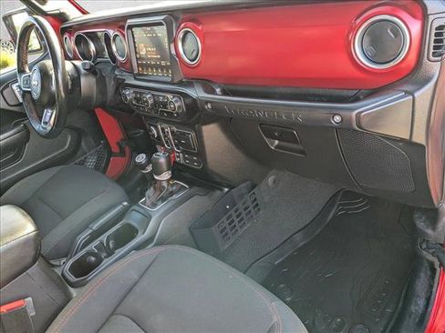 Used 2021 Jeep Wrangler Unlimited Rubicon image 23