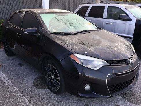 Used 2014 Toyota Corolla S image 6
