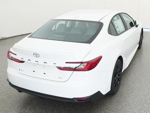 Used 2026 Toyota Camry SE FWD image 46