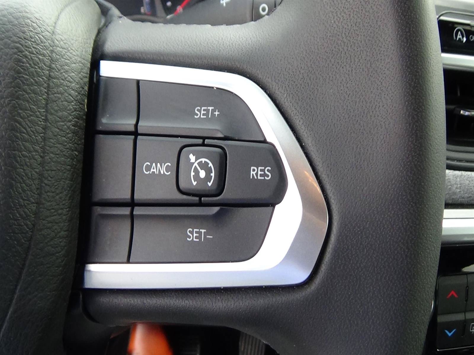 Certified 2025 Jeep Compass Latitude AWD/4WD image 23