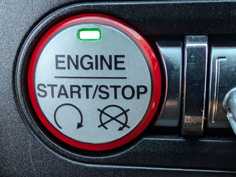 Certified 2017 Ford Mustang GT Premium image 29