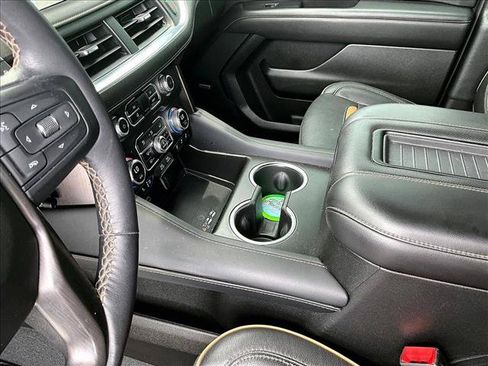 Used 2022 GMC Yukon AT4 AWD/4WD image 15