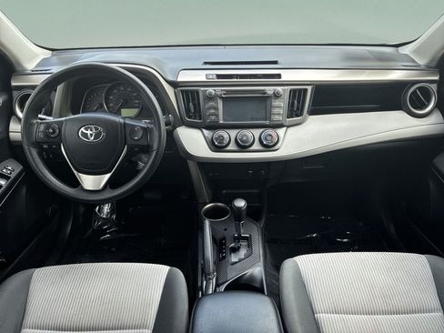 Used 2013 Toyota RAV4 LE FWD image 25