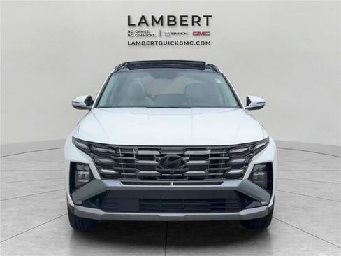 Used 2025 Hyundai Tucson Limited FWD image 8